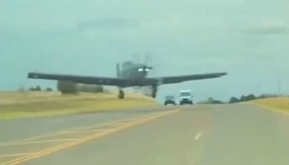 airplane-tesla-e1761578498182