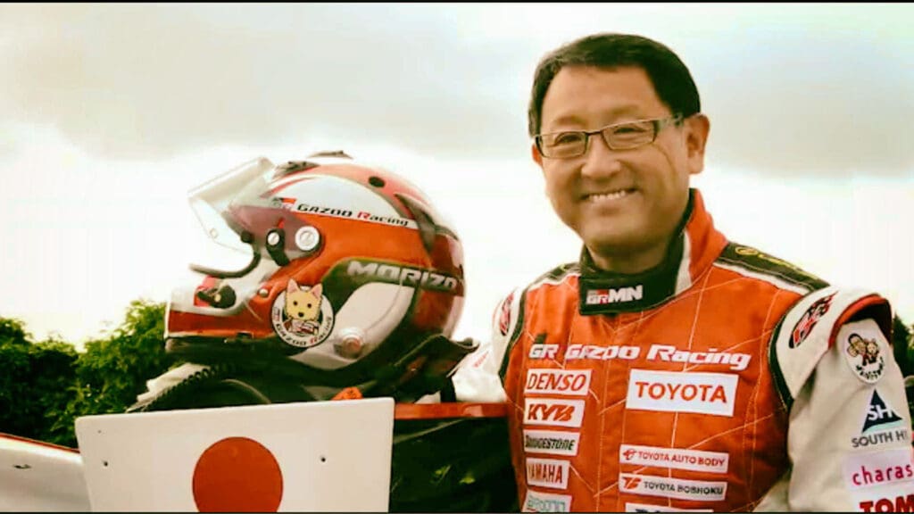 Καινοτόμος τετρακύλινδρος κινητήρας 400 ίππων από την Toyota 10 Akio Toyota