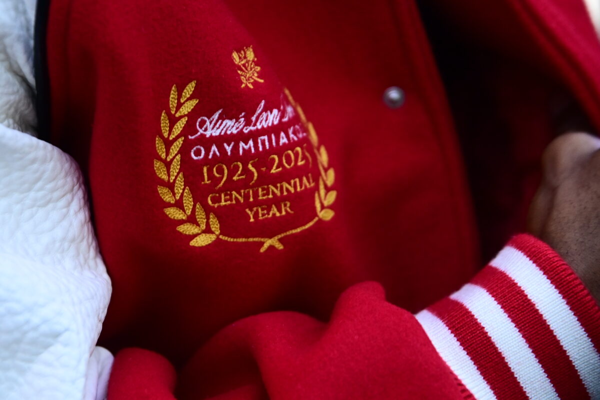 Ο Ολυμπιακός αναχώρησε για Βαρκελώνη ενόψει της αναμέτρησης με την Μπαρτσελόνα στο Champions League
