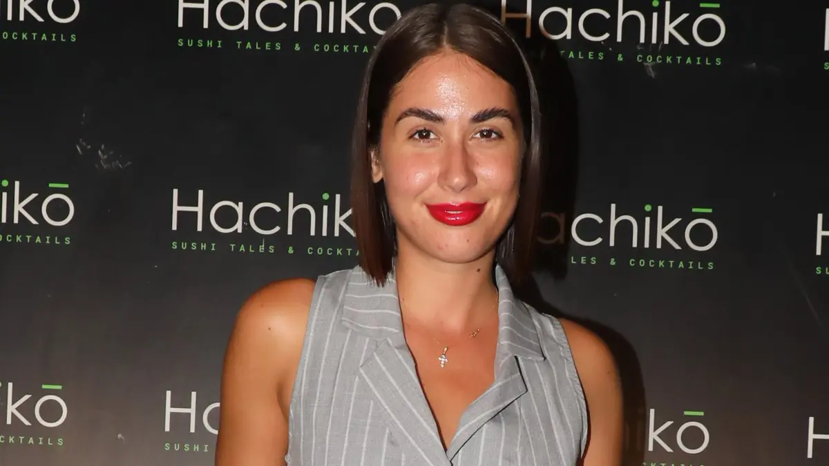 Έλενα Κρεμλίδου: Σήμερα (29/10) η ετυμηγορία του δικαστηρίου για το revenge porn – Οι πρώτες δηλώσεις της 4 Η Έλενα Κρεμλίδου σε δημόσια έξοδό της