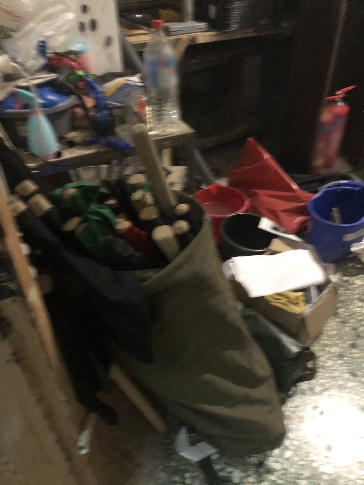 Ηράκλειο: 6 συλλήψεις για την επίθεση στον Μάκη Βορίδη από την επιχείρηση της ΕΛΑΣ στην κατάληψη «Ευαγγελισμός» – Ανακαλύψτε τι εντοπίστηκε 9 Ηράκλειο: 6 συλλήψεις για την επίθεση στον Μάκη Βορίδη από την επιχείρηση της ΕΛΑΣ στην κατάληψη «Ευαγγελισμός» – Ανακαλύψτε τι εντοπίστηκε