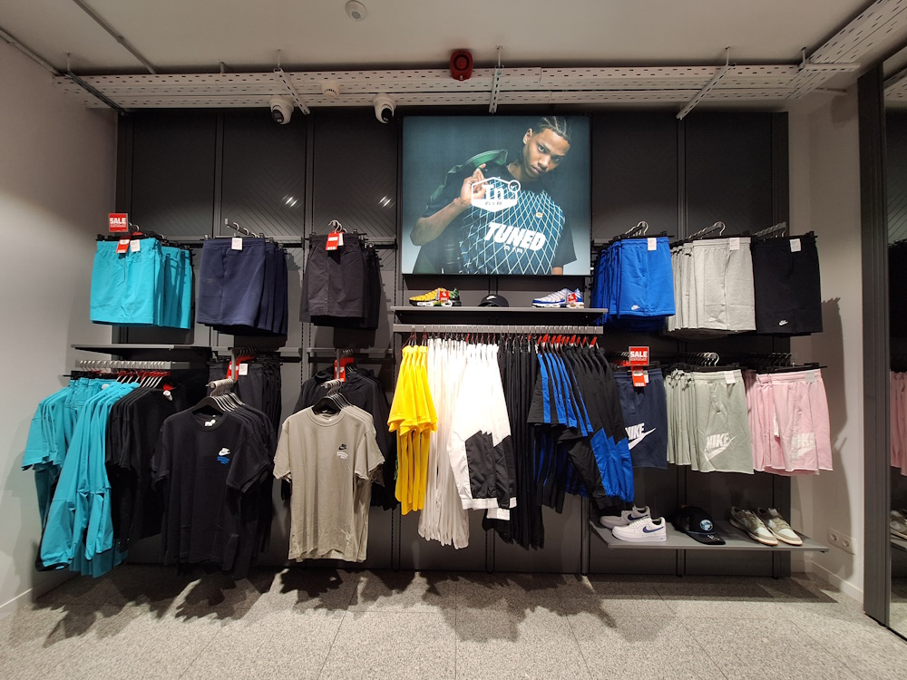 Η Fourlis διευρύνει το δίκτυο της Foot Locker σε Ελλάδα και Ρουμανία