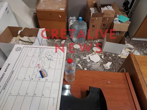 Ηράκλειο: Κατάρρευση σοβάδων στη Λότζια – Χωρίς τραυματισμούς αναφορές 6 Ηράκλειο