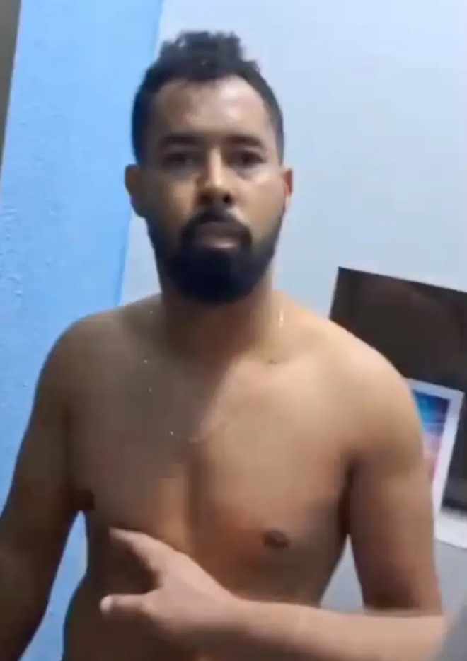 ΙΕΡΕΑΣ ΓΥΝΑΙΚΑ