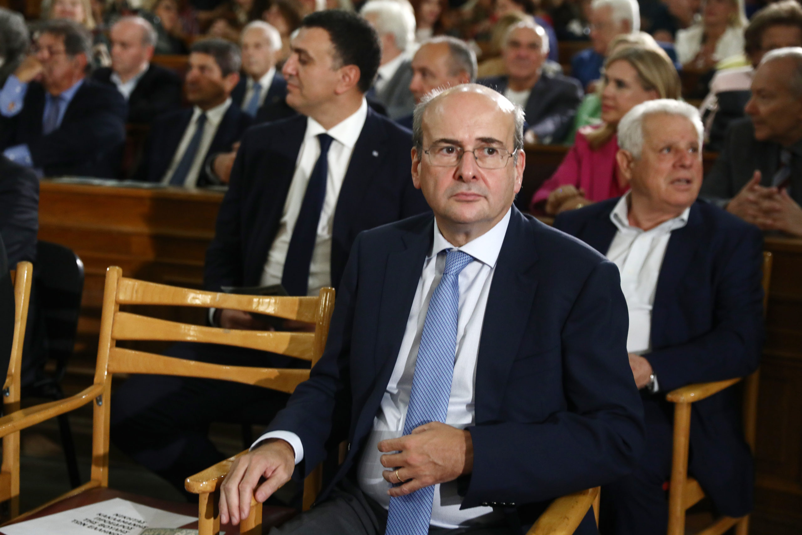 Ζεστή χειραψία Καραμανλή-Σαμαρά στην τελετή για την Άννα Ψαρούδα Μπενάκη – Ποιοι παρευρέθηκαν – ΦΩΤΟ 17 Κωστής Χατζηδάκης, εκδήλωση προς τιμήν της πρώην Προέδρου της Βουλής Άννας Ψαρούδα Μπενάκη.