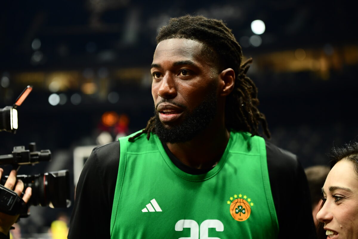 mathias-lessort-1200x801