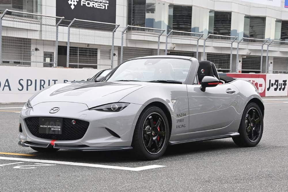 mazda mx-5 spirit racing 04