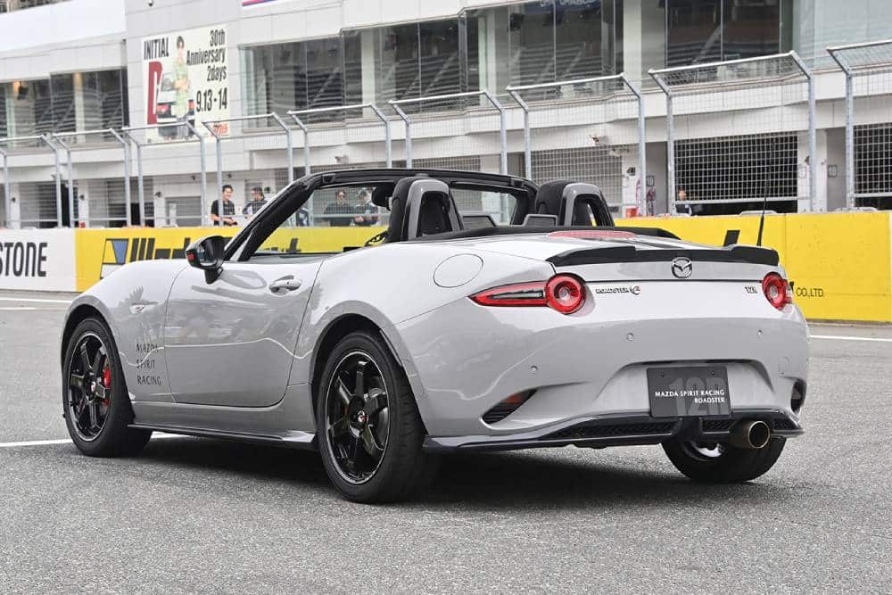 mazda mx-5 spirit racing 06