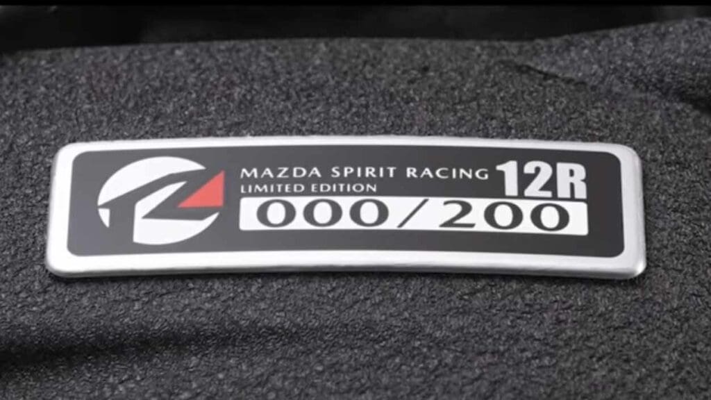Απολαύστε το νέο Mazda MX-5 Spirit Racing σε δράση (βίντεο) 6 Mazda MX-5 Spirit Racing 2025 κινητήρας