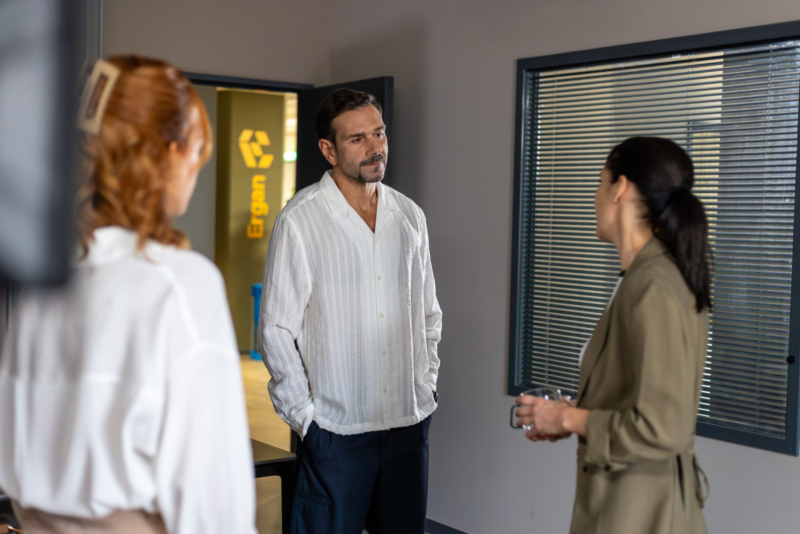 Μια μοναδική νύχτα: Αποκλειστικές παρασκηνιακές εικόνες από τα γυρίσματα 11 «ΜΙΑ ΝΥΧΤΑ ΜΟΝΟ»
ΝΕΕΣ BACKSTAGE ΦΩΤΟΓΡΑΦΙΕΣ ΑΠΟ ΤΑ ΓΥΡΙΣΜΑΤΑ