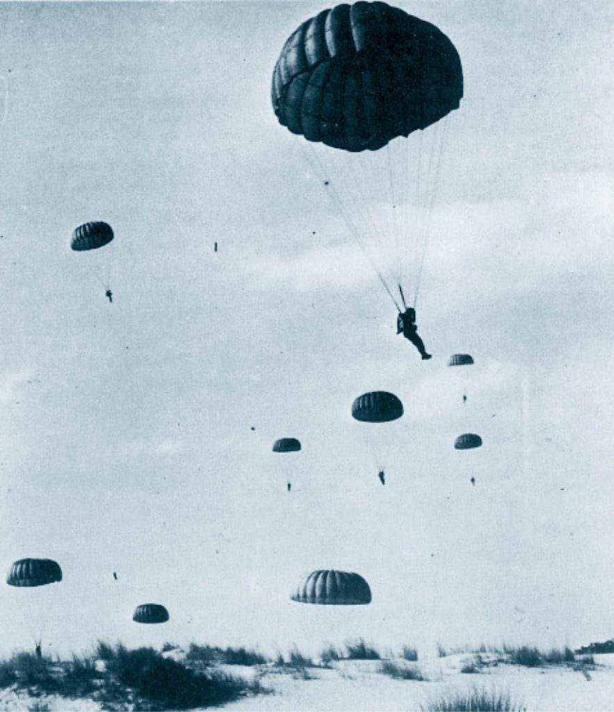 Επιχείρηση «Οδοστρωτήρας»: Η τολμηρή πτώση των Ισραηλινών αλεξιπτωτιστών στη διάβαση MITLA 6 Επιχείρηση «Οδοστρωτήρας»: Η τολμηρή πτώση των Ισραηλινών αλεξιπτωτιστών στη διάβαση MITLA