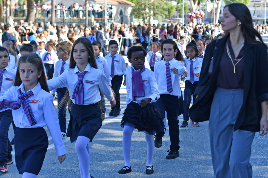 28η Οκτωβρίου: Με λαμπρότητα οι παρελάσεις σε κάθε σημείο της χώρας
