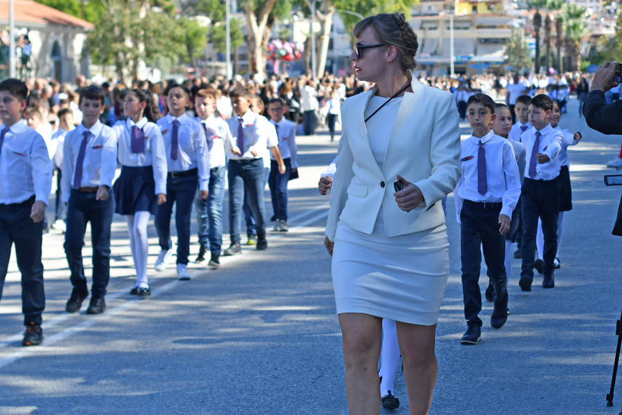 28η Οκτωβρίου: Με λαμπρότητα οι παρελάσεις σε κάθε σημείο της χώρας