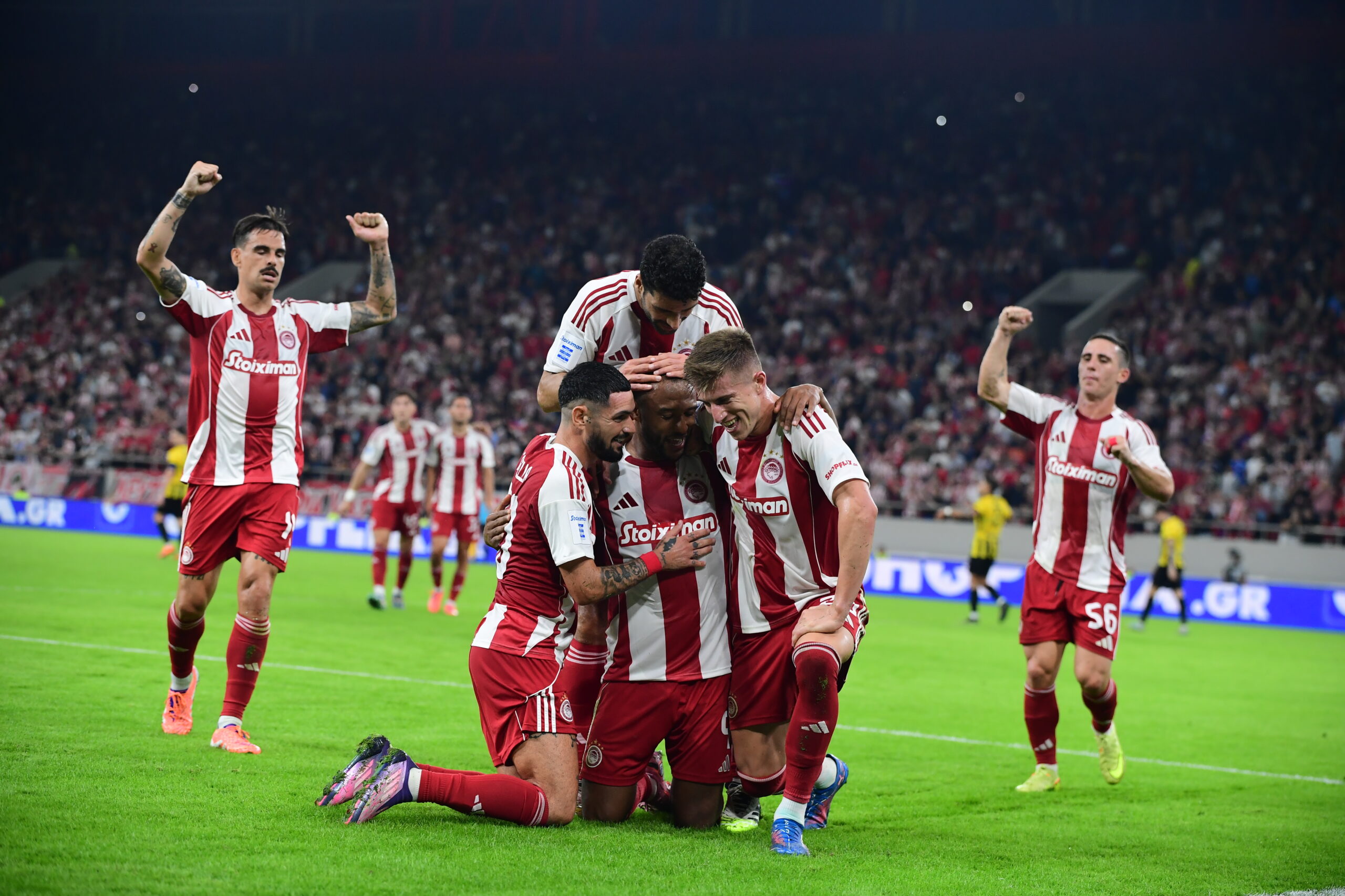 Super League: Ο πανίσχυρος Ολυμπιακός, ο ανίκητος ΠΑΟΚ και η πρεμιέρα του Ράφα Μπενίτεθ στον Παναθηναϊκό 4 Super League: Ο πανίσχυρος Ολυμπιακός, ο ανίκητος ΠΑΟΚ και η πρεμιέρα του Ράφα Μπενίτεθ στον Παναθηναϊκό