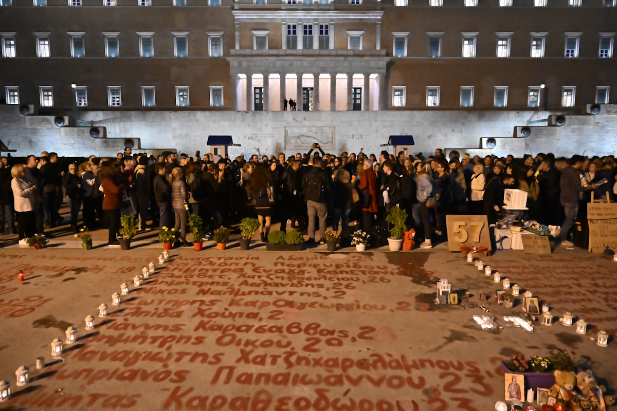 Συγκέντρωση στο Σύνταγμα για τον Πάνο Ρούτσι, μετά το τέλος της απεργίας πείνας