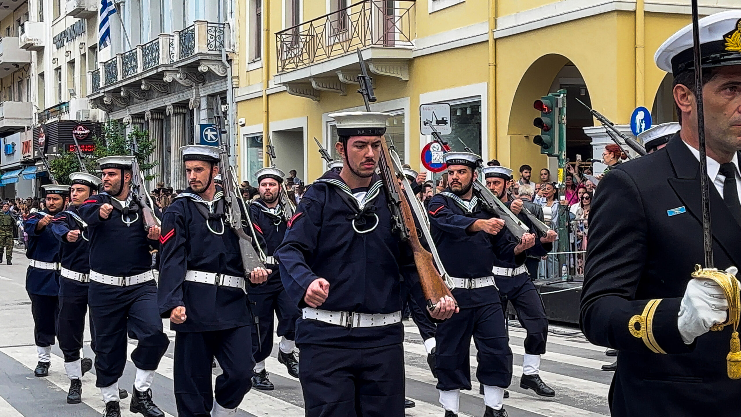 28η Οκτωβρίου: Με λαμπρότητα οι παρελάσεις σε κάθε σημείο της χώρας