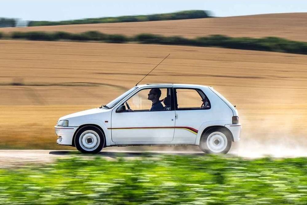 Σπάνιο «Αμερικάνικο» Peugeot 106 Rallye