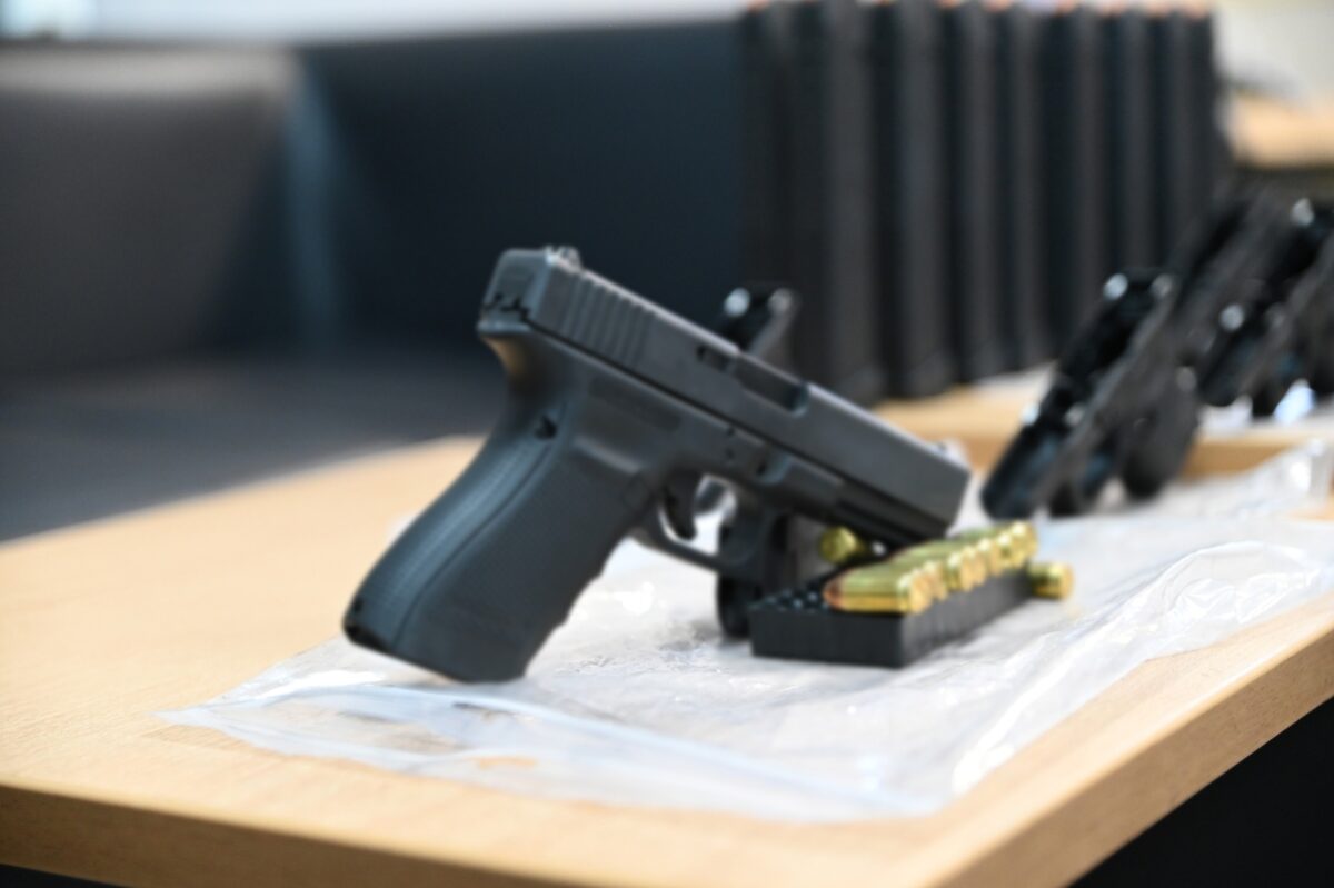 pistoli-1200x799