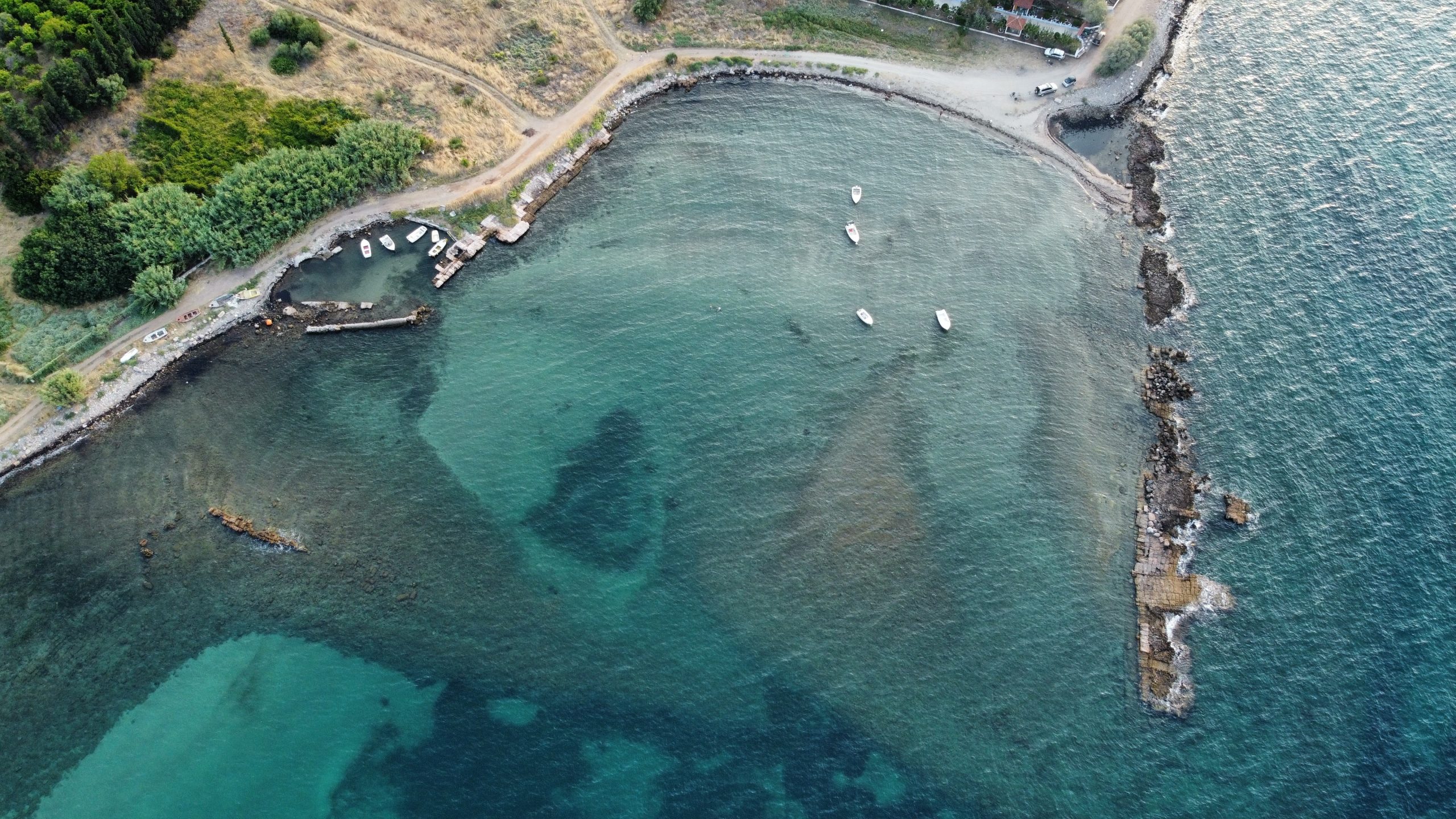port_antique_d-anthidona-_grece-scaled