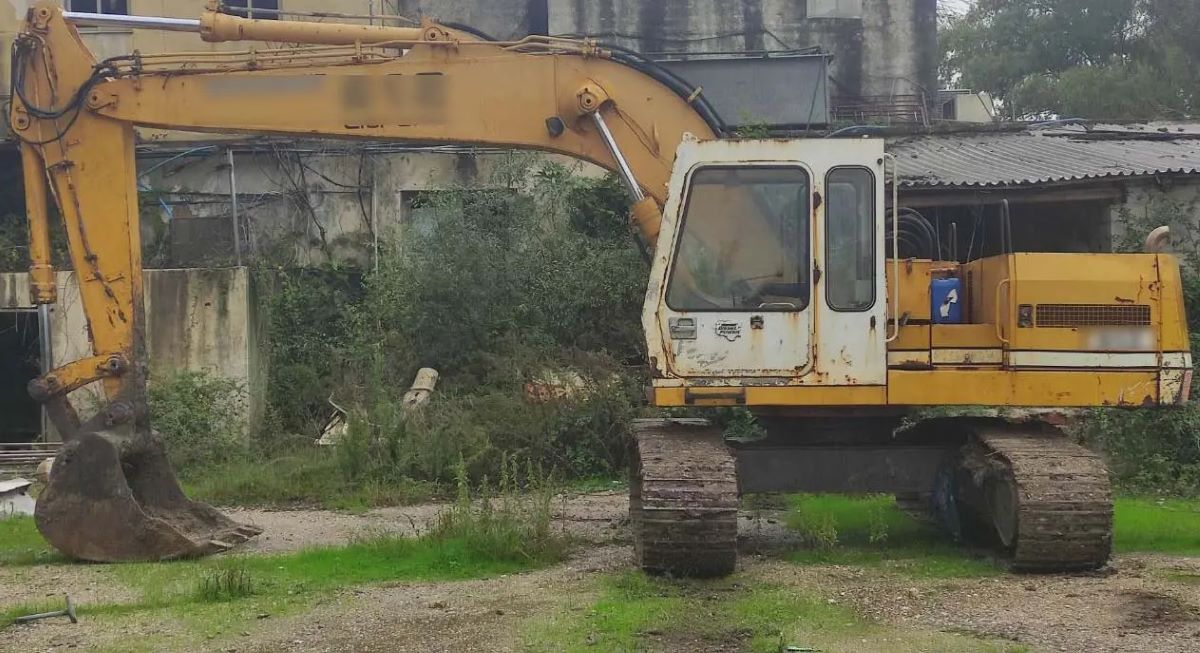 Σοβαρή περιβαλλοντική καταστροφή στην Πρέβεζα: Έθαψαν τόνους ζωικών αποβλήτων σε αυλή επιχείρησης – Τρεις συλληφθέντες 5 Σοβαρή περιβαλλοντική καταστροφή στην Πρέβεζα: Έθαψαν τόνους ζωικών αποβλήτων σε αυλή επιχείρησης – Τρεις συλληφθέντες