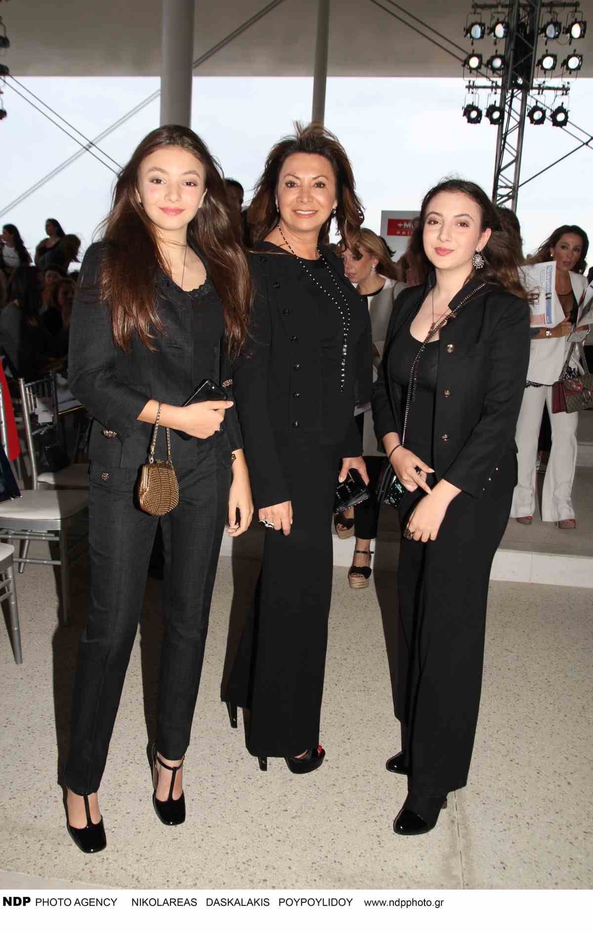 Η Σοφία Γιαννικοπούλου μαζί με τις κόρες της, Αμαλία και Δανάη - 17/05/2017