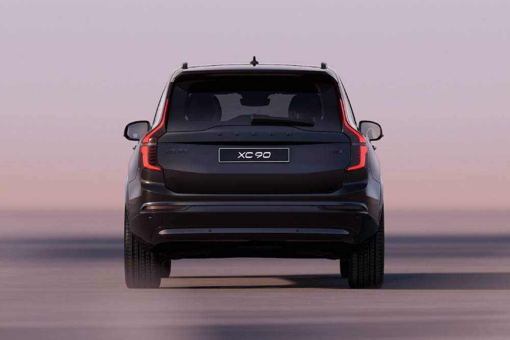 the-all-new-volvo-xc90-black-edition-has-scandinav (4)