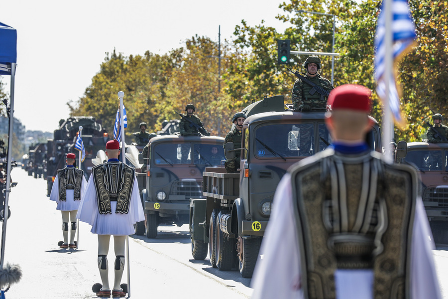 28η Οκτωβρίου: Με λαμπρότητα οι παρελάσεις σε κάθε σημείο της χώρας