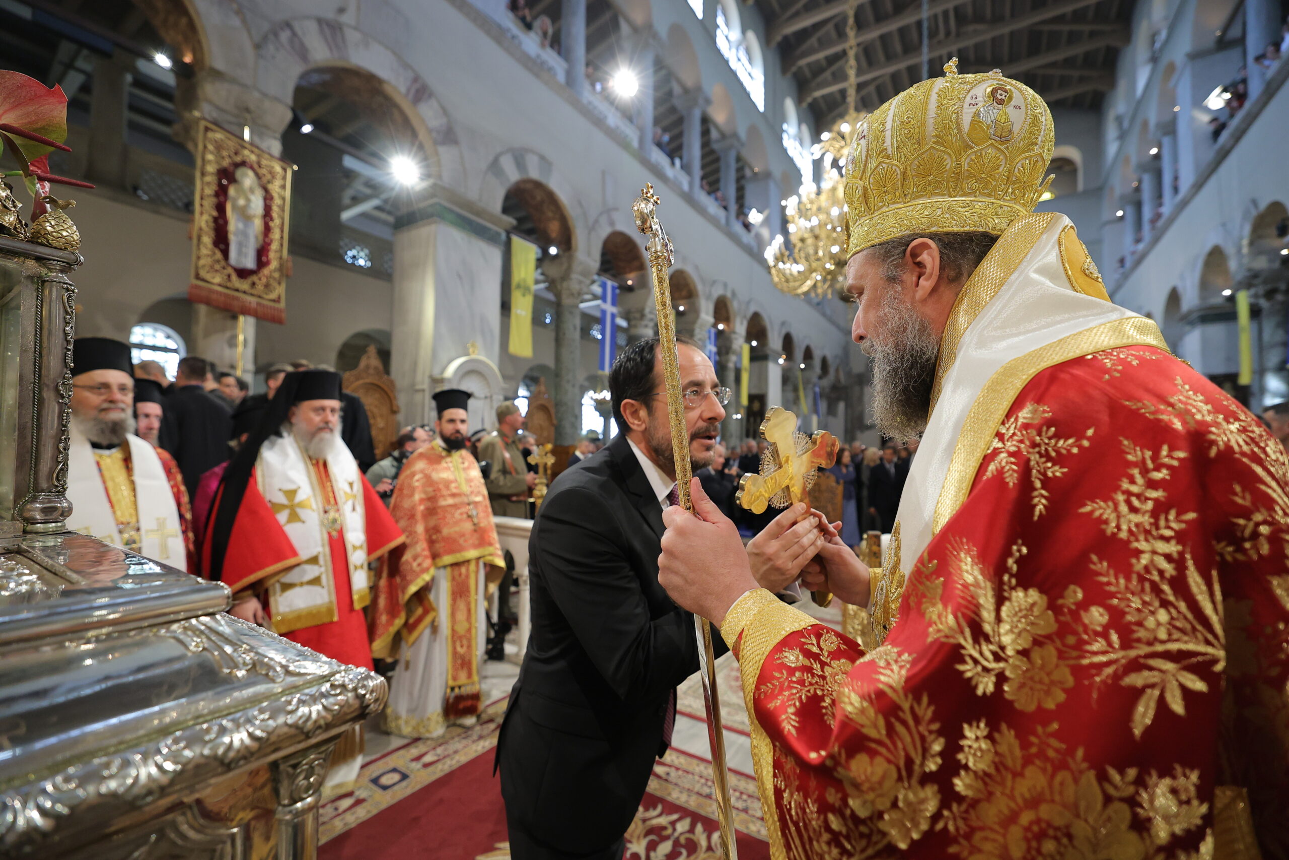 Θεσσαλονίκη: Εικόνες από τη δοξολογία στον Ιερό Ναό Αγίου Δημητρίου για τον εορτασμό του πολιούχου – «Χρόνια Πολλά» λέει ο Τασούλας 9 δοξολογια