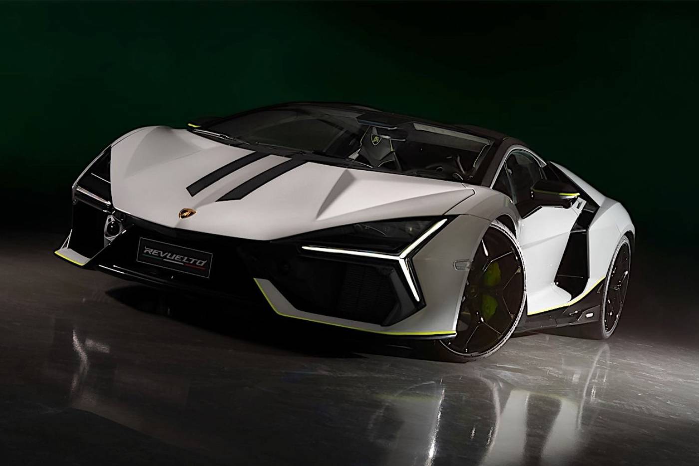 lamborghini revuelto arena