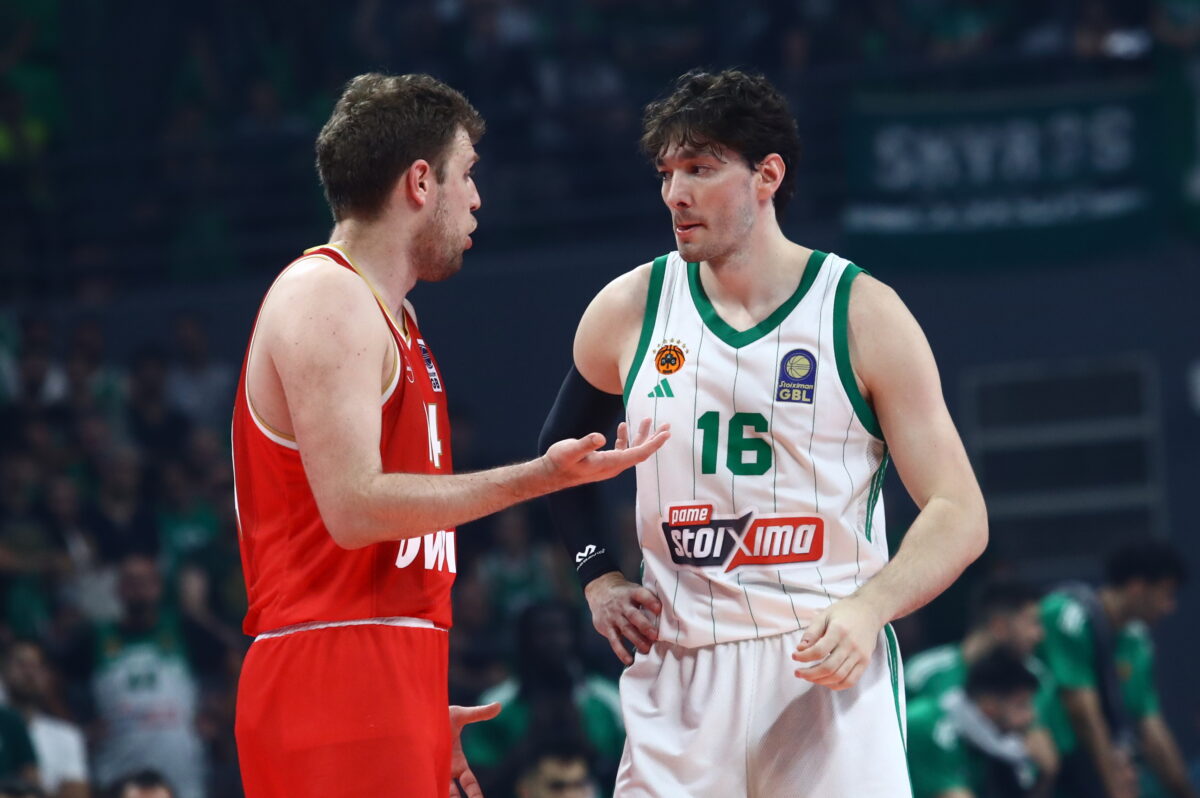 Οι GM του NBA ανέδειξαν τον Σάσα Βεζένκοφ ως καλύτερο παίκτη εκτός ΗΠΑ – Δεύτερη θέση για Τσέντι Οσμάν, πέμπτος ο Κέντρικ Ναν