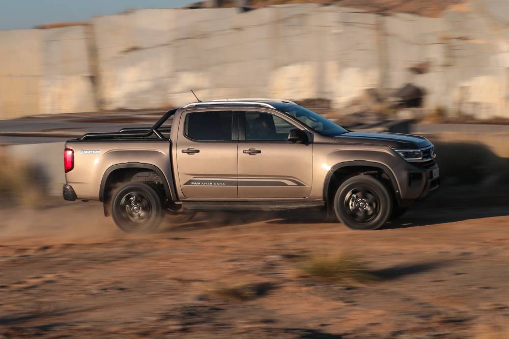 Το βενζινοκίνητο VW Amarok 2.3 TSI με 302 άλογα 26 volkswagen_amarok_v6_panamericana_4motion_99
