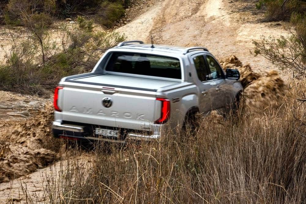 Το βενζινοκίνητο VW Amarok 2.3 TSI με 302 άλογα 21 vw amarok 2.3 tsi 05