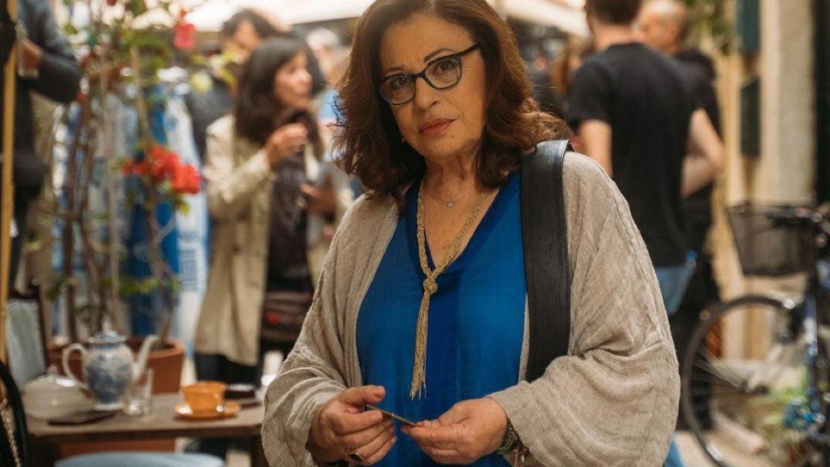 Χάρις Αλεξίου: Στους Παξούς για τα γυρίσματα του «Maestro» (Εικόνα)