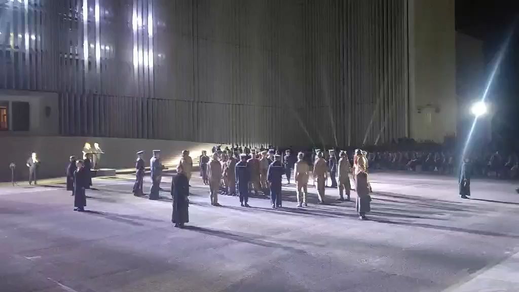 Καλλιτεχνικό-μέρος-από-την-εκδήλωση-για-τα-εγκαίνια-της-νέας-πρόσοψης-του-Πενταγώνου