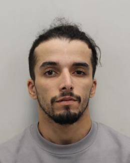 Βρετανία: Καταδίωξη για 2 κρατούμενους που απελευθερώθηκαν κατά λάθος 3 Βρετανία: Καταδίωξη για 2 κρατούμενους που απελευθερώθηκαν κατά λάθος