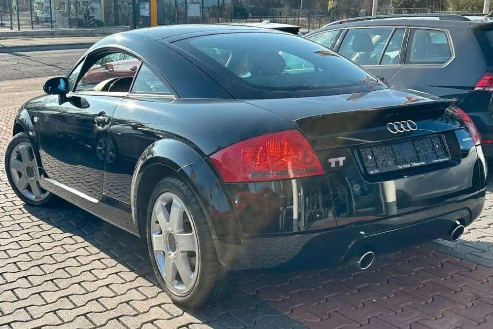 Εντυπωσιακή μαύρη Audi TT Quattro του 1999 12 1920x1080 (1)