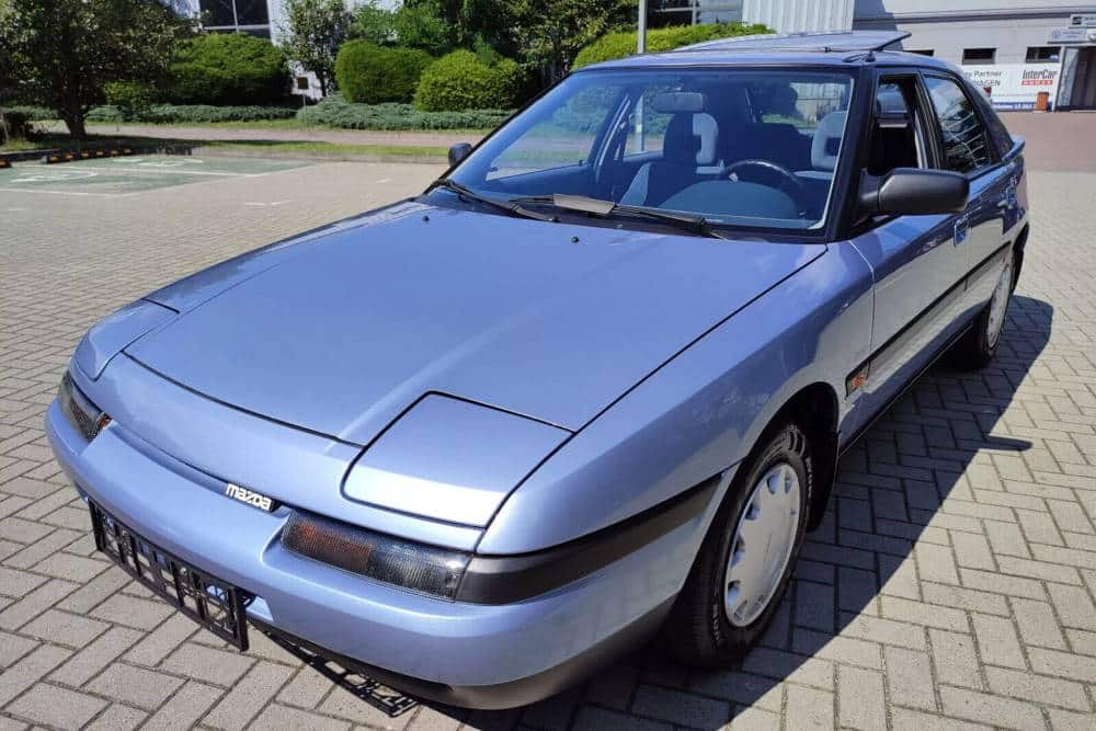 1990-Mazda-323F-1-2048x1536-1