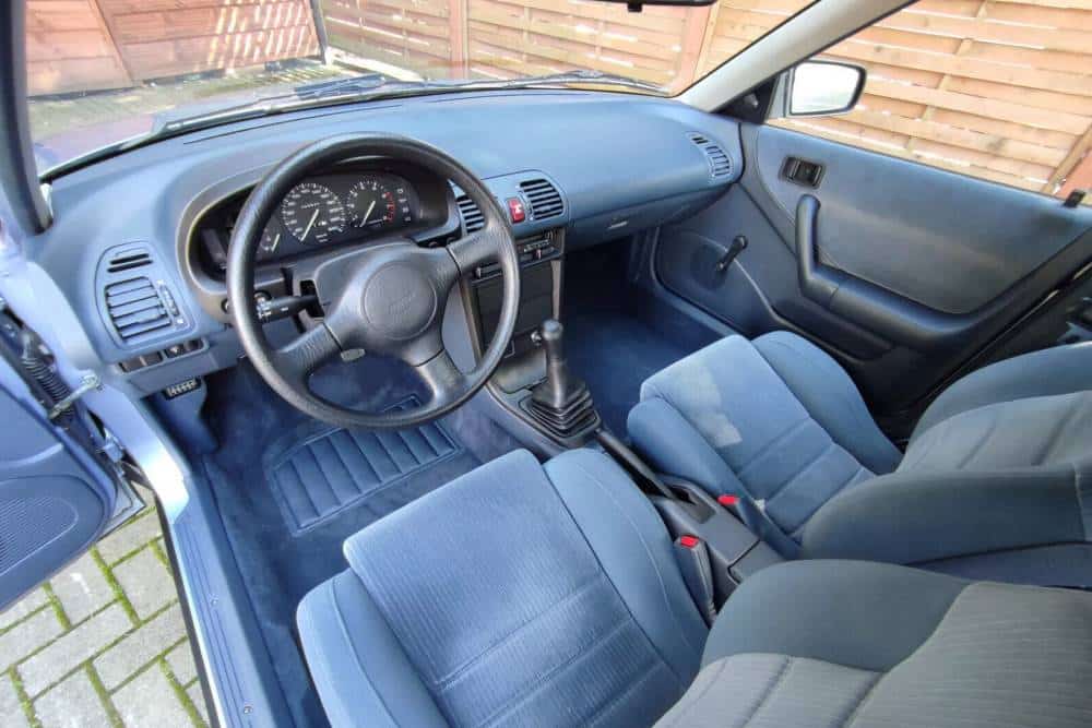 1990-Mazda-323F-10-2048x1537-1