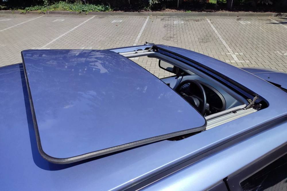 1990-Mazda-323F-8-2048x1536-1