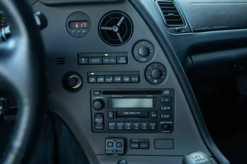 1998-Toyota-Supra-Auction-Mecum-21_result22