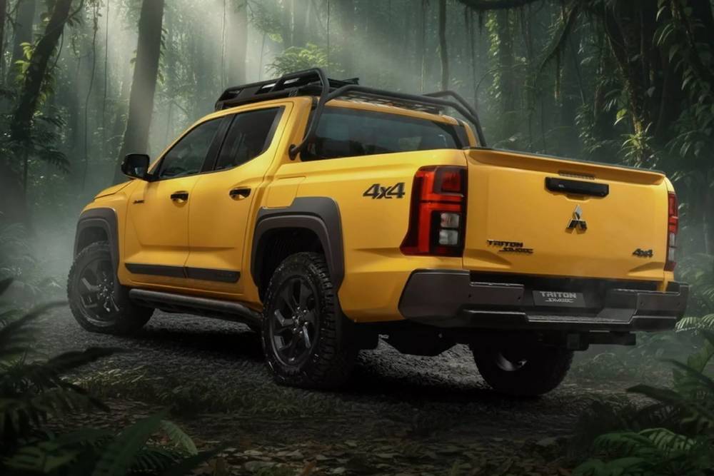 2025-Mitsubishi-Triton-Savana-3-2048x1365