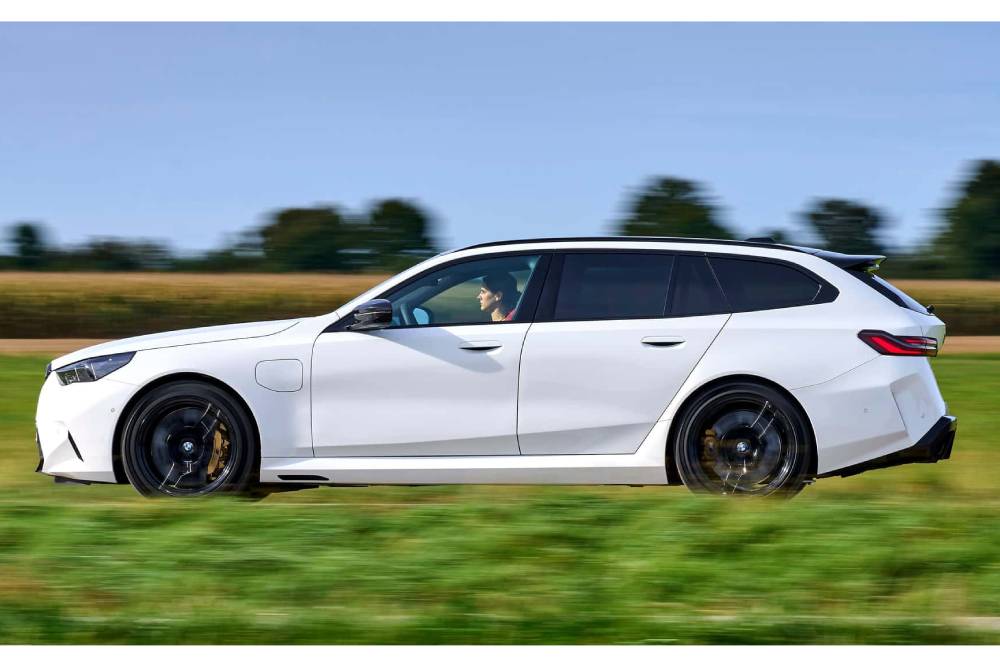 Η BMW M5 Touring υπερβαίνει σε πωλήσεις τη σεντάν 9 2025-bmw-m5-touring (1)