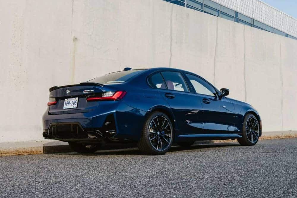 Αποκλειστική BMW M340i xDrive 50 Jahre για λίγους και εκλεκτούς 26 2026-BMW-M340i-xDrive-50-Jahre-Edition-10-2048x136