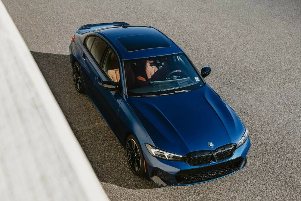 Αποκλειστική BMW M340i xDrive 50 Jahre για λίγους και εκλεκτούς 45 2026-BMW-M340i-xDrive-50-Jahre-Edition-19-2048x136
