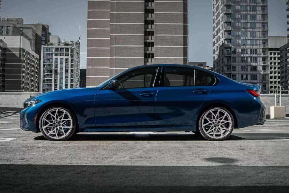 2026-BMW-M340i-xDrive-50-Jahre-Edition-Canada-17-2