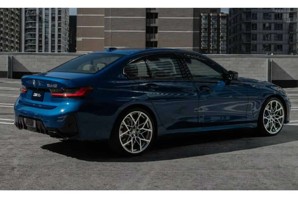 2026-BMW-M340i-xDrive-50-Jahre-Edition-Canada-20-c