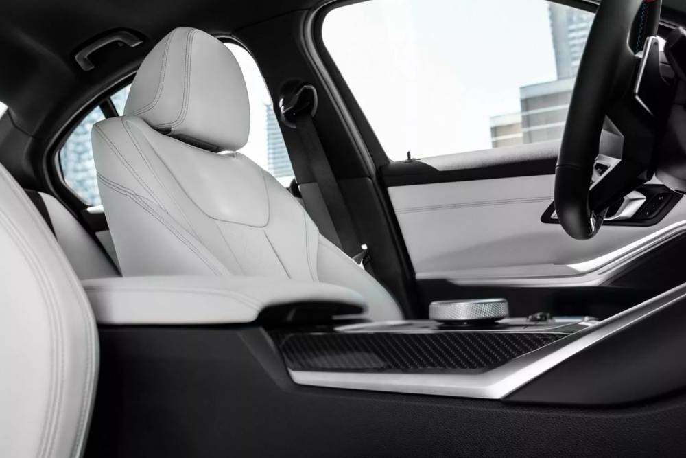 2026-BMW-M340i-xDrive-50-Jahre-Edition-Canada-26-2