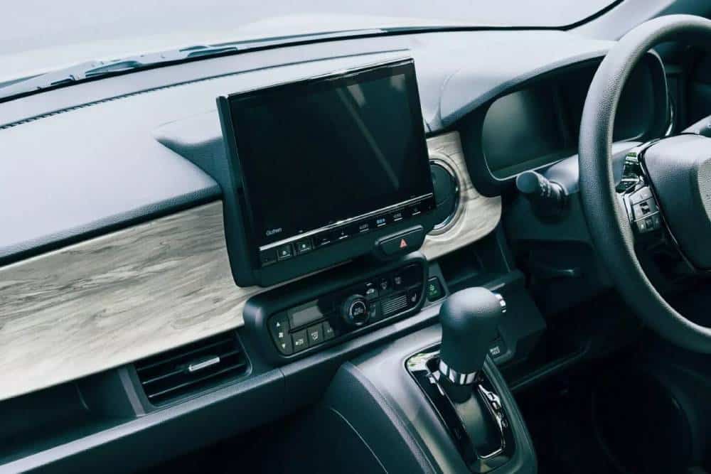 2026-Honda-N-One-Craft-Style-8-2048x1122