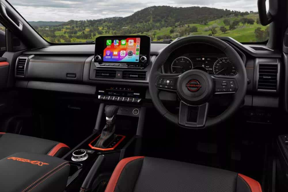 2026-Nissan-Navara-PRO-4X-17-2048x1366