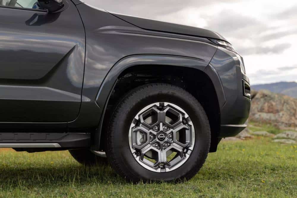 2026-Nissan-Navara-ST-X-4-2048x1366